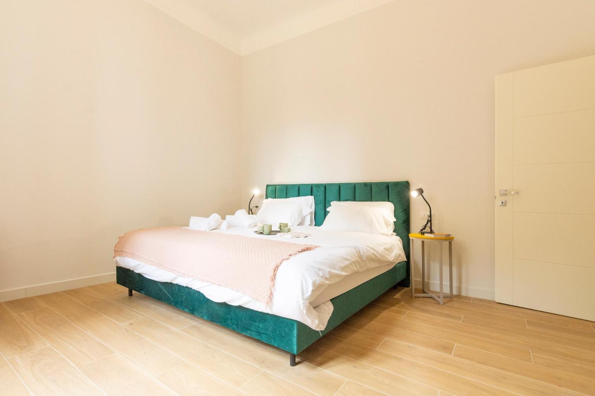 Italianflat - Navigli Suite Милан Экстерьер фото